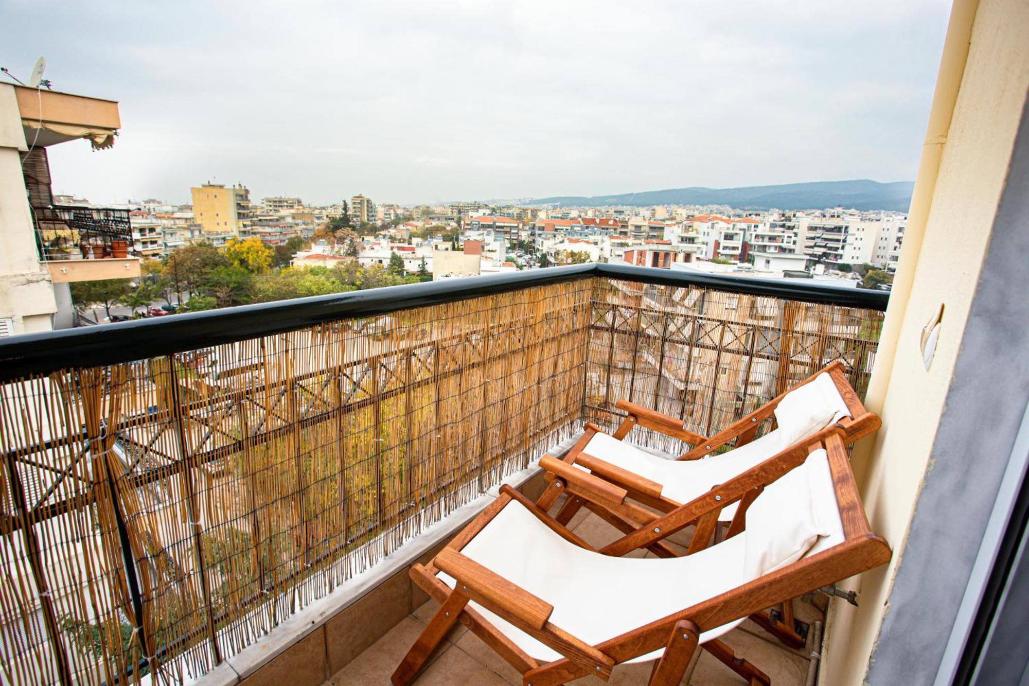 Celestial Garden-Thessaloniki'S Modern, Eclectic Penthouse With An Amazing View And Veranda Exterior photo